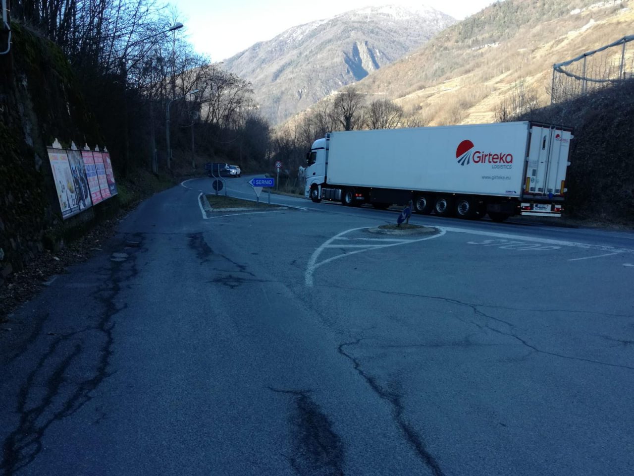 Ingresso a Sernio pericoloso, servono interventi sulla 38
