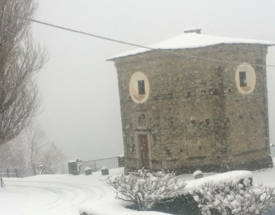 Neve sopra Sondrio