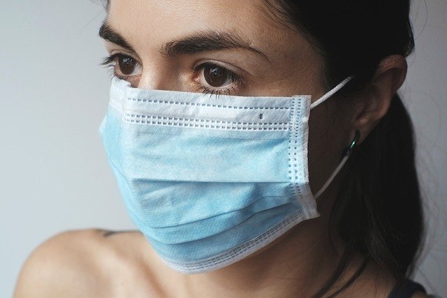 Prezzo e modalità, le regole per la vendita di mascherine e altri DPI