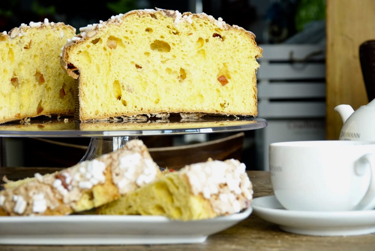 Chiavenna: Pasticceria Mastai consegna a domicilio i dolci di Pasqua