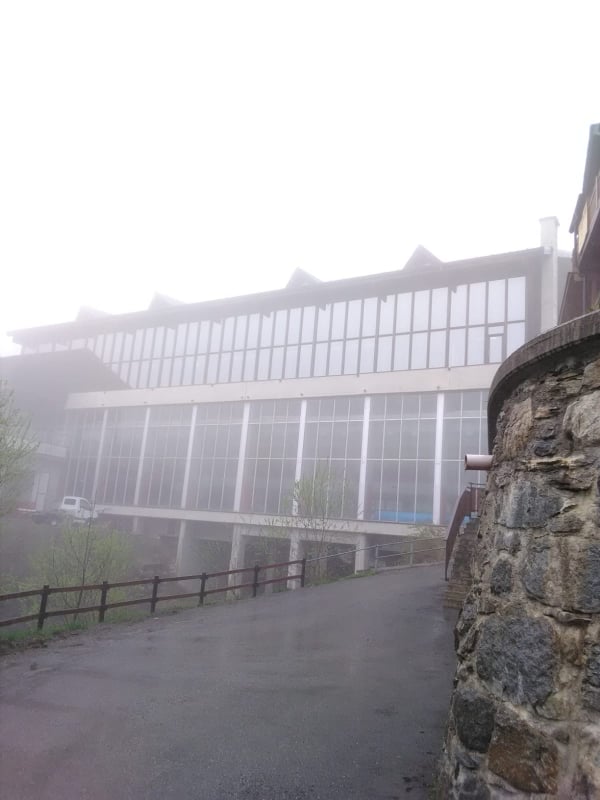 Via l’ecomostro per rifare il lago alpino