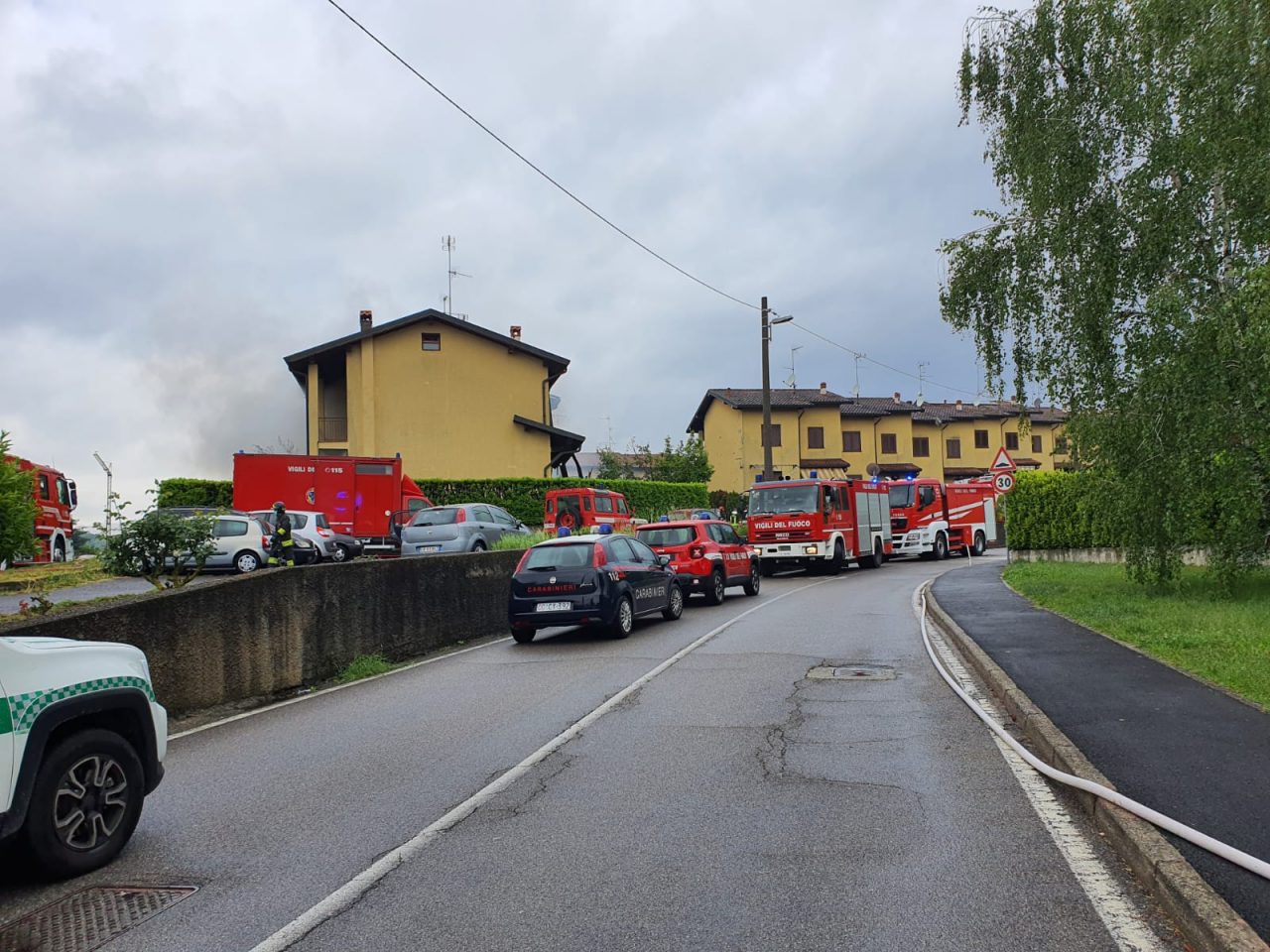 Esplosione in una villetta: senza scampo un ragazzo 21anne VIDEO