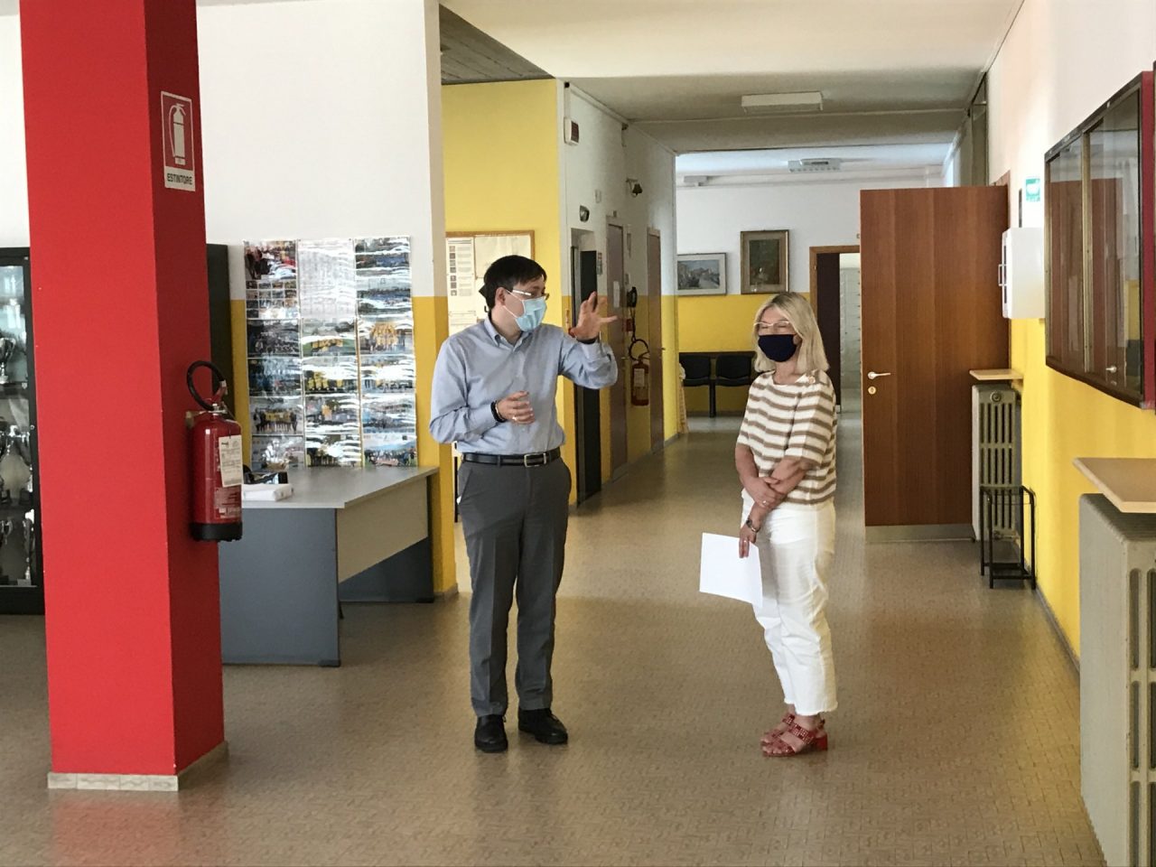 Esami di Stato, il dirigente scolastico provinciale in visita al Donegani