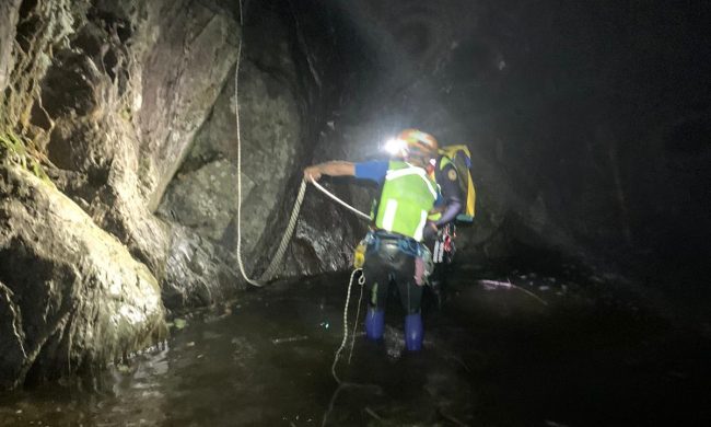Turisti intrappolati nella gola del torrente