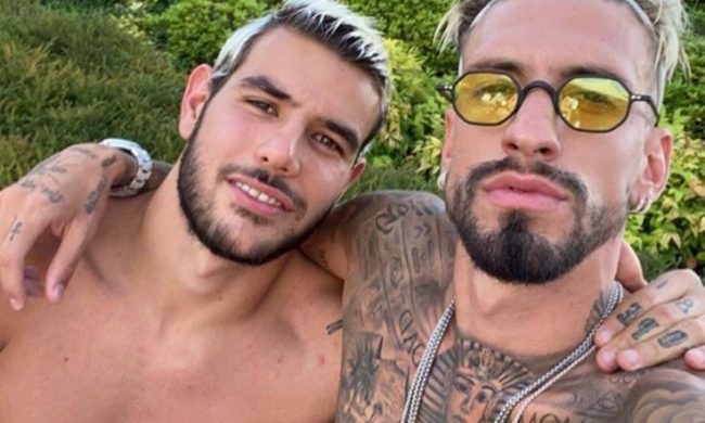 Campioni del Milan in vacanza sul Lago di Como