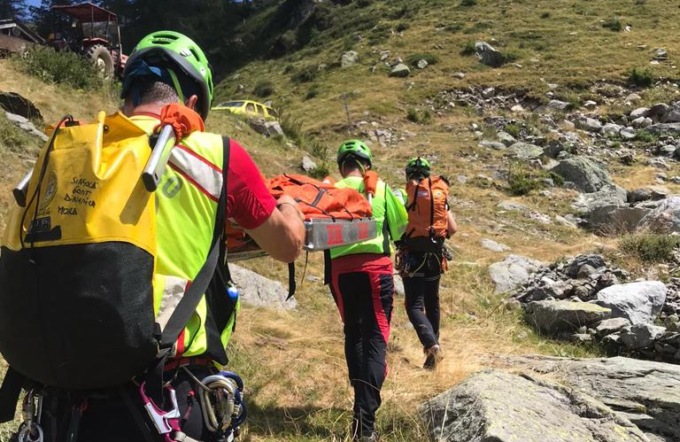 Malore sul sentiero per la Val Codera, intervengono i soccorsi