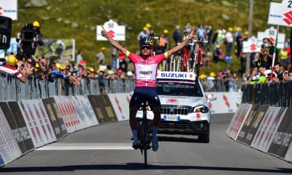 Giro d'Italia Under 23, Pidcock trionfa in maglia rosa sullo Spluga