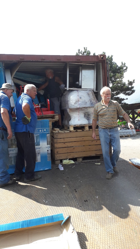 Un container per la missione di don Luciano
