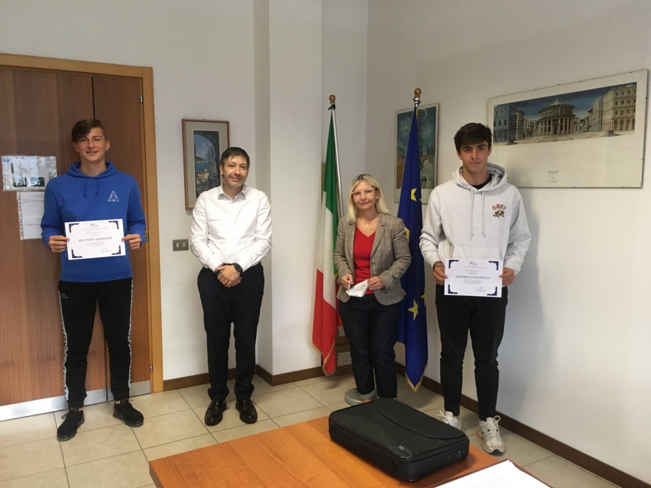 Attestati finali di tirocinio per due studenti del Donegani