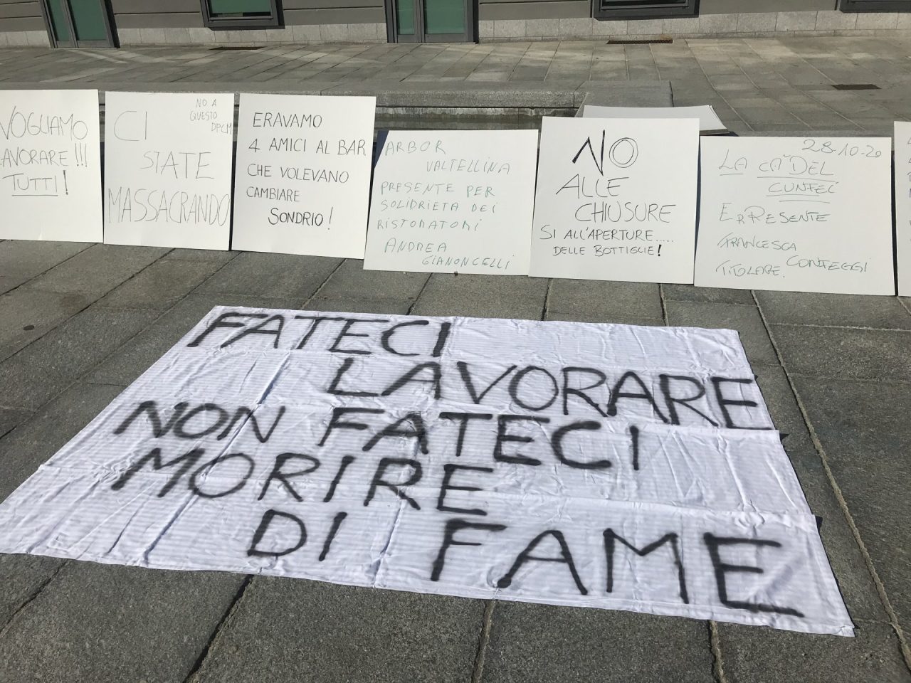 protesta contro dpcm