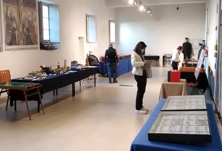 Successo per la mostra di collezionismo a Morbegno FOTO