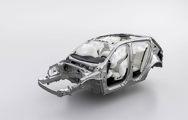 New Volvo XC40 - Airbags