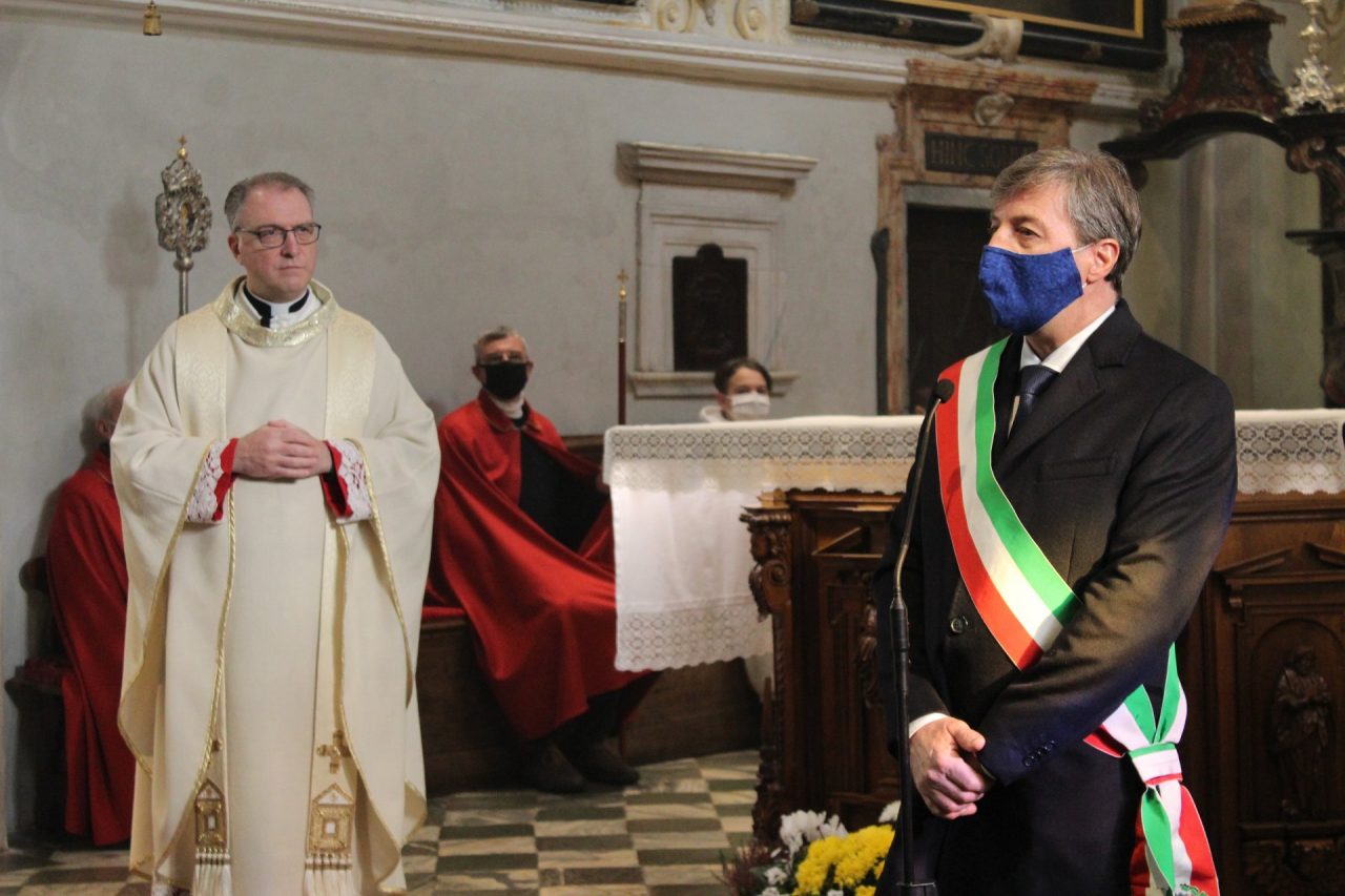Teglio saluta don Flavio