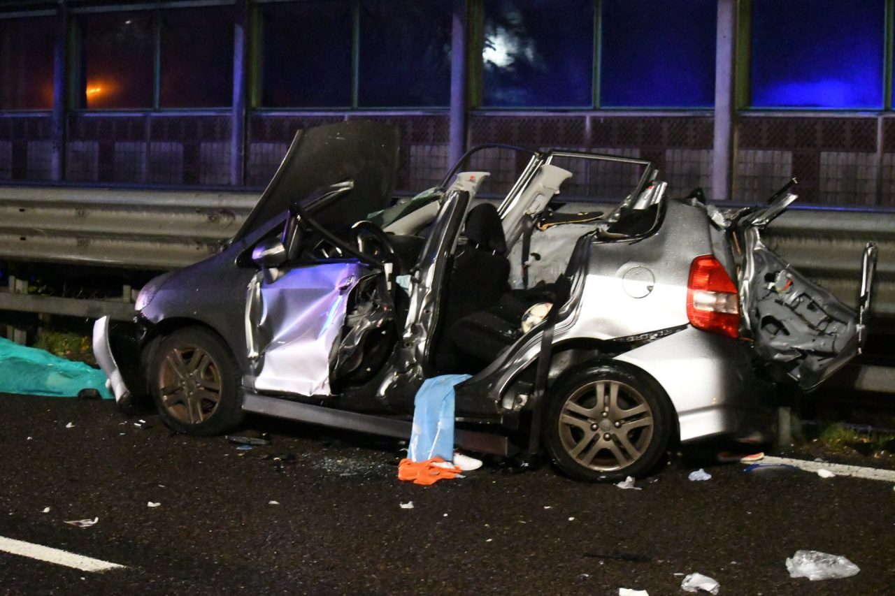 Drammatico incidente nel milanese: muoiono mamma, papà e figlia