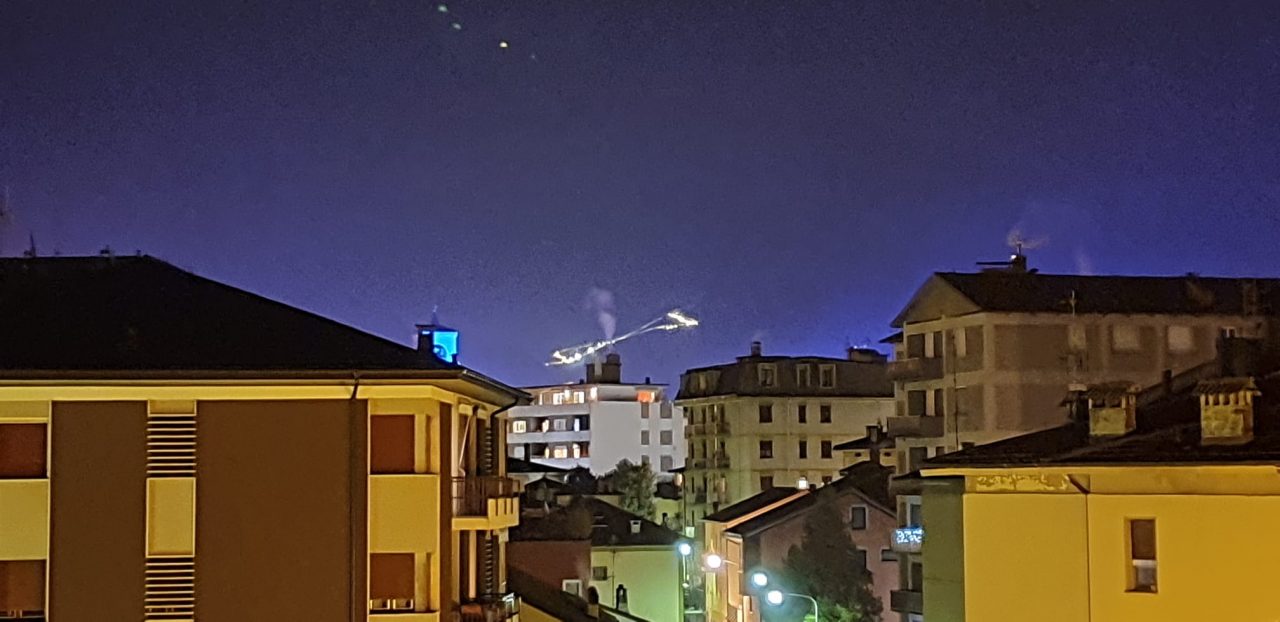 Il Baradello di Aprica visibile a km di distanza regala una luce di speranza