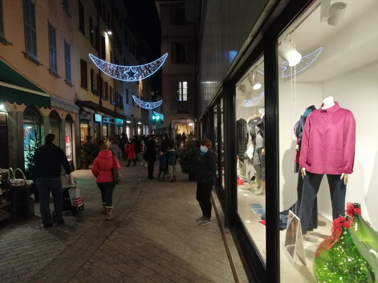 DPCM Natale: cosa è possibile fare giorno per giorno