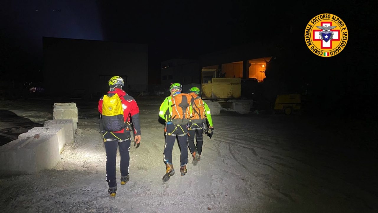 Soccorsi in azione per recuperare due escursionisti in difficoltà