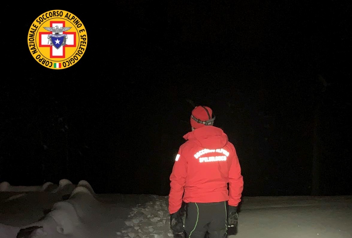 Rischiano l’assideramento in montagna, due escursionisti recuperati dai soccorsi