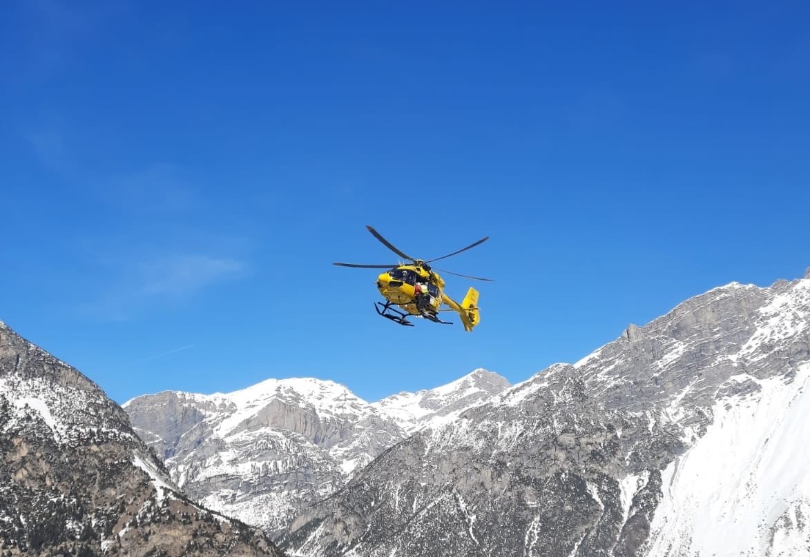 Raffica di incidenti sulle piste da sci, uno è grave