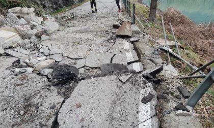 Le foto del disastro a Dascio: frazione isolata