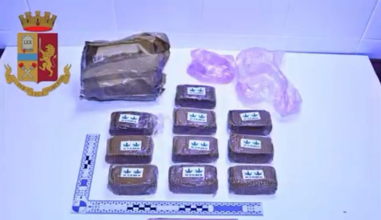 Trovato con un chilo di droga in stazione