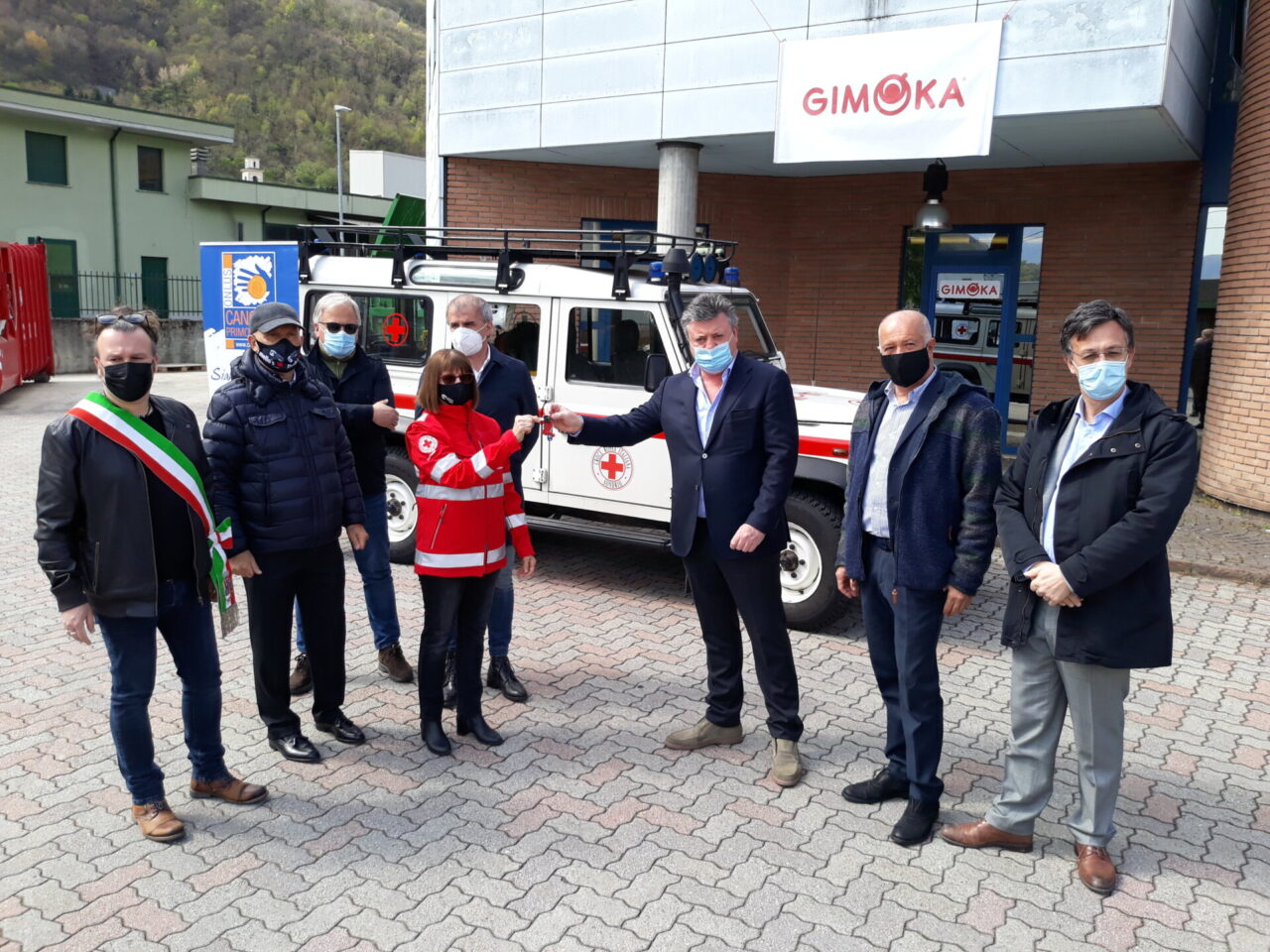 Un fuoristrada alla CRI di Sondrio per gli interventi anche in zone impervie e difficilmente raggiungibili