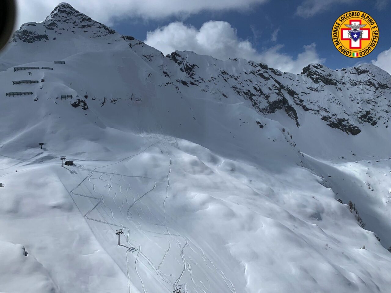 Valanga all’Aprica investe due scialpinisti