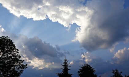 Fine settimana con nuvole, pioviggini e un po' di sole | Meteo Lombardia