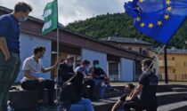 Giovani in piazza per discutere sull'Europa