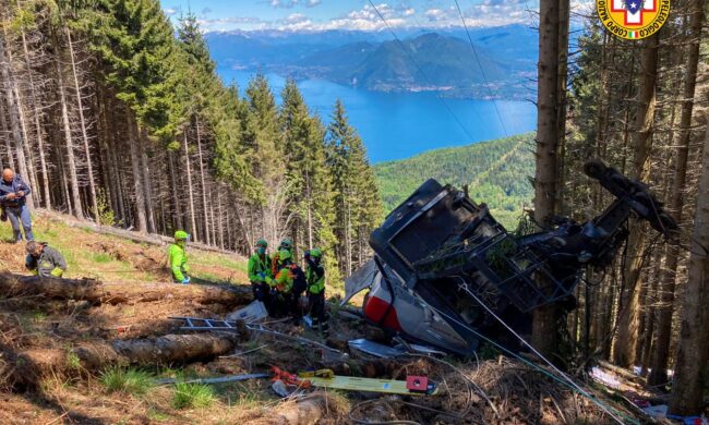 Precipita una cabina della funivia Stresa-Mottarone, 14 morti