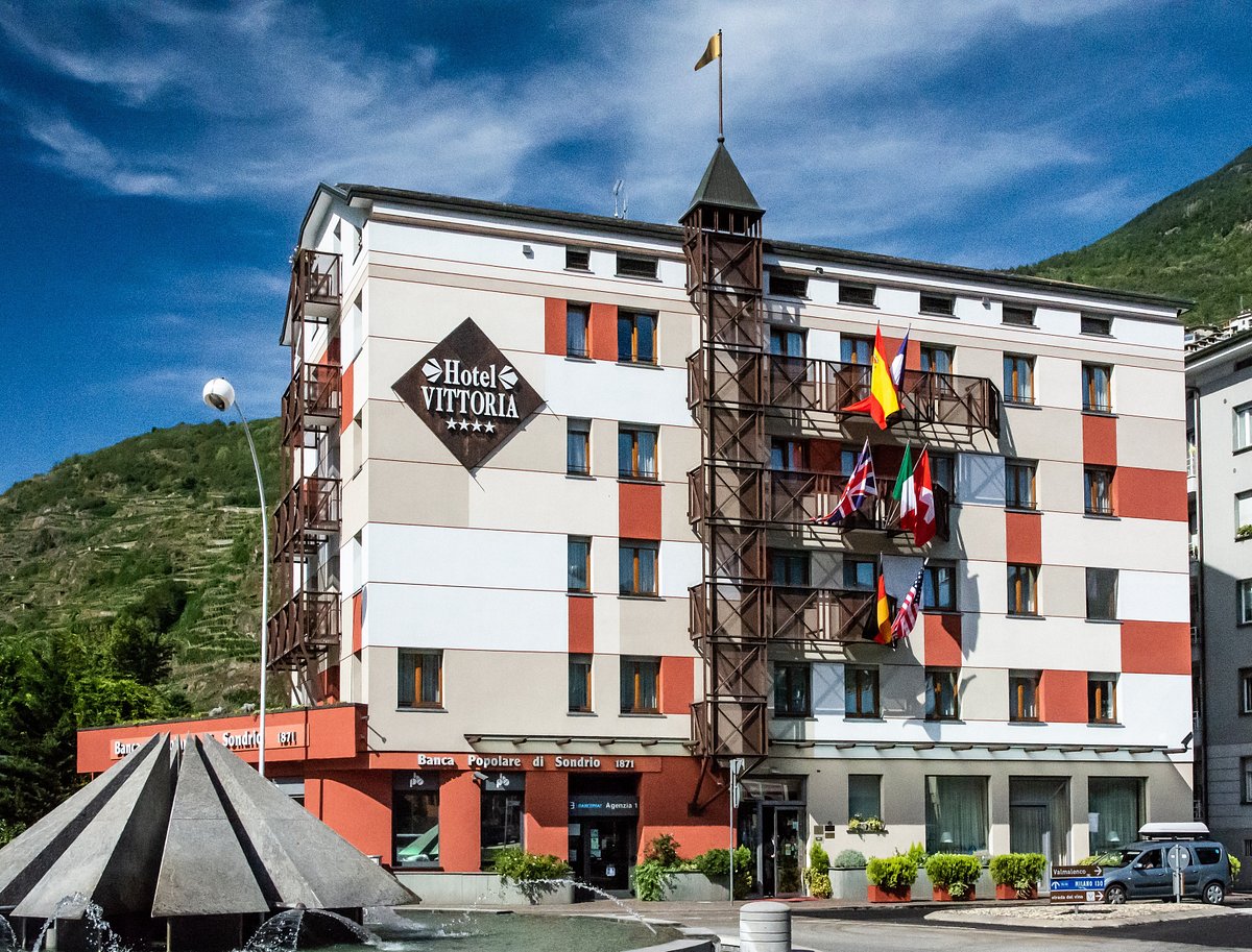 Lo storico Hotel Vittoria riapre mercoledì