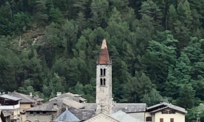 Il campanile a forma di... matita