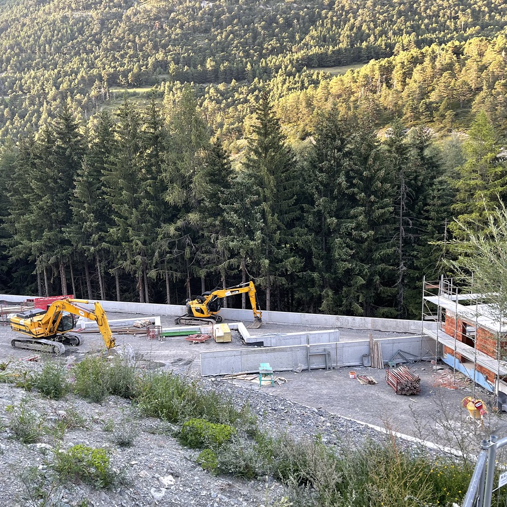 Stanno avanzando i lavori alla piazzola di località Tres
