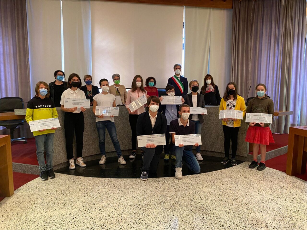 Il Comune premia gli alunni più bravi