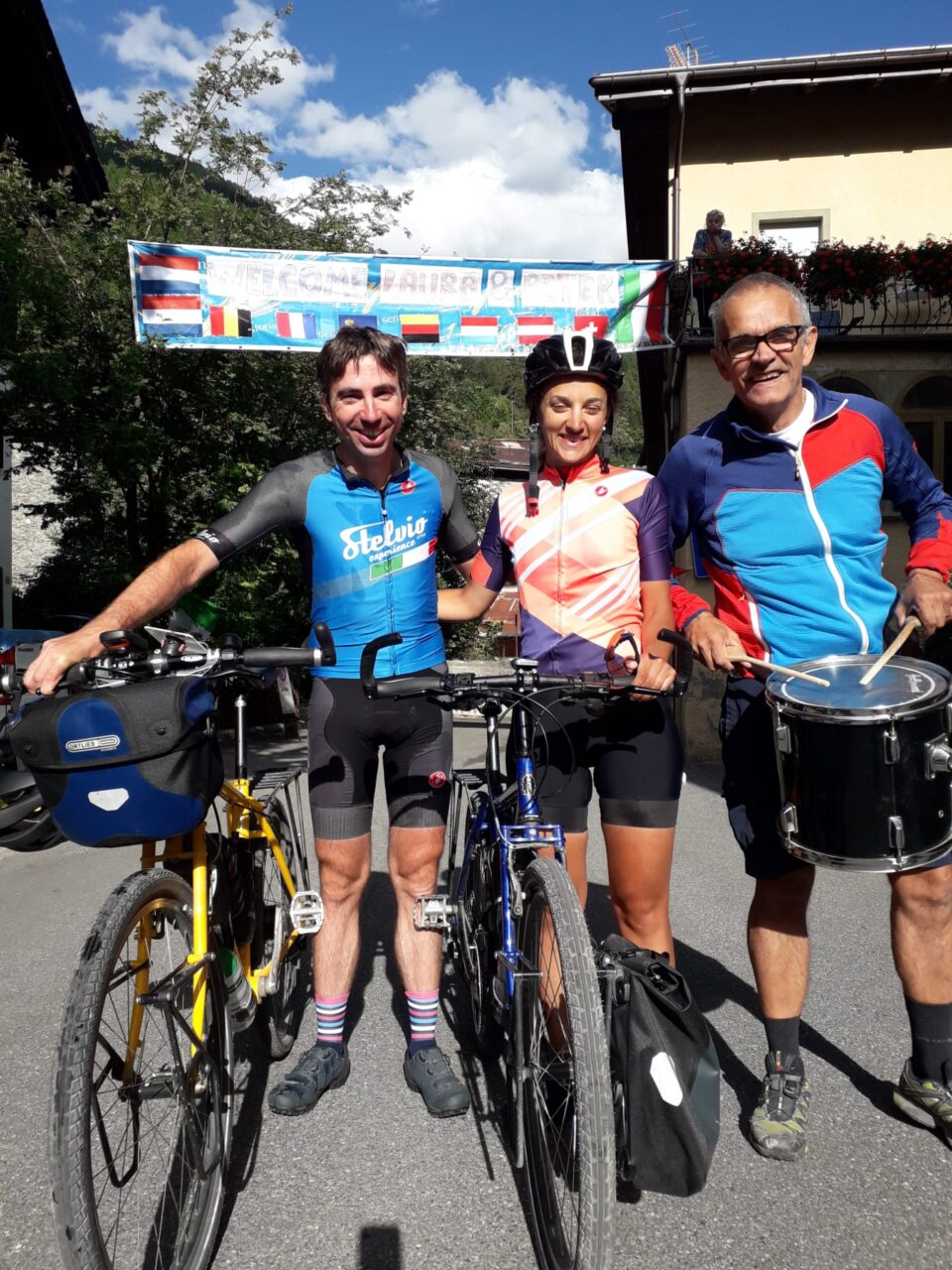 Due fidanzati in bici da Maastricht a Bormio