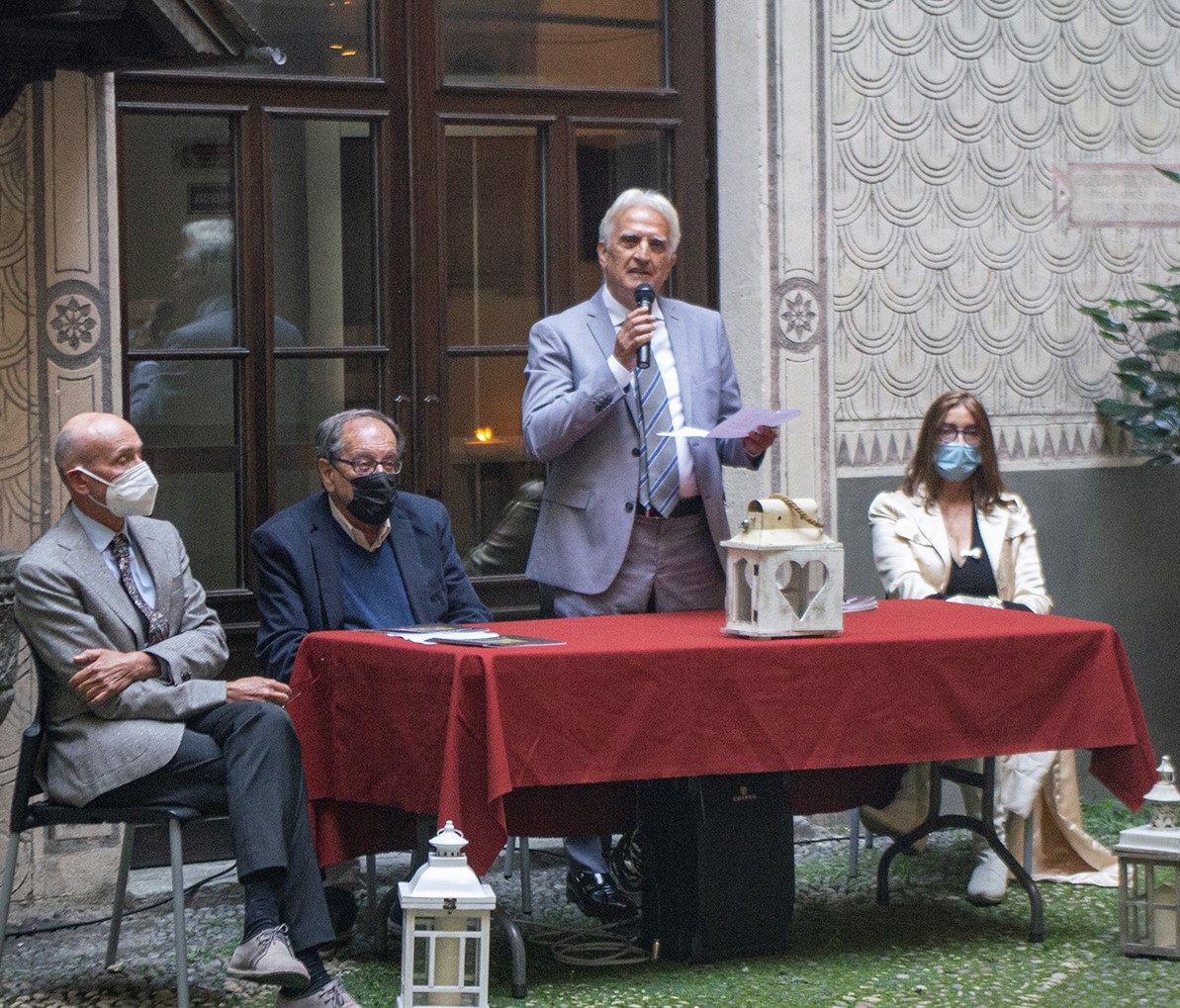 Successo per la mostra di Anna Galanga nelle sale di Palazzo Pretorio