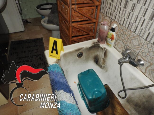 Tenta di dare fuoco alla moglie, terrore in Brianza