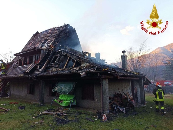 Abitazione in fiamme ad Andalo Valtellino