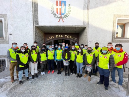 Ragazzi “pro-vax” on the road e sulle piste a Livigno