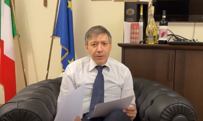 L’invito del Dirigente UST: “L’importanza di vaccinarsi”