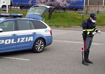 Polizia stradale: campagna di prevenzione e repressione della guida in stato di alterazione