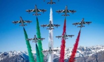 Le Frecce Tricolori salutano le Olimpiadi