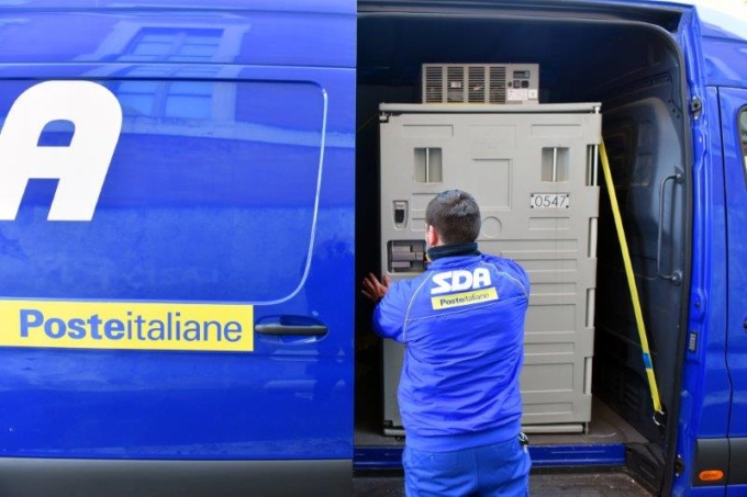 Poste Italiane consegna 3400 dosi di vaccino Moderna