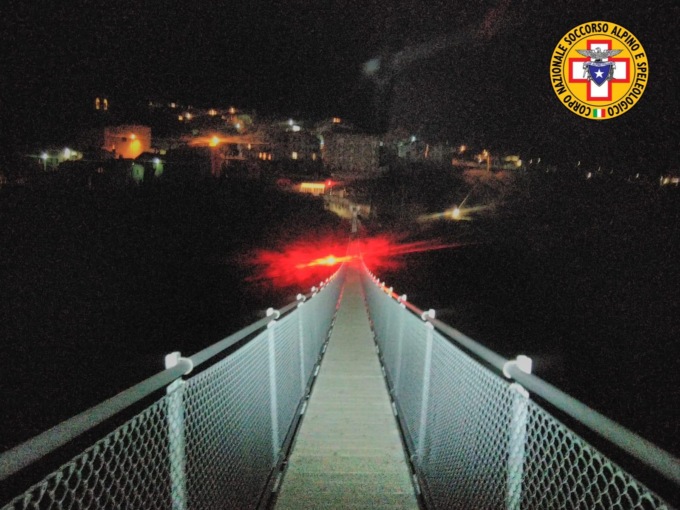 Malore sul Ponte del cielo, interviene il Soccorso Alpino