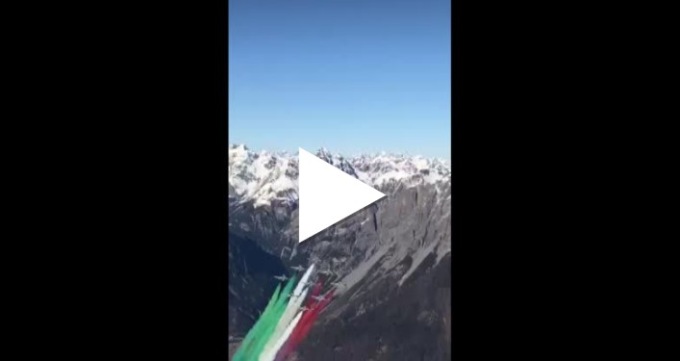 Spettacolare video delle Frecce Tricolori nei cieli di Bormio