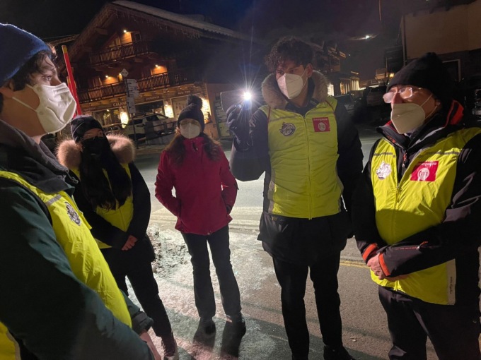 Sicurezza stradale, notte di controlli speciali con i giovani, il sindaco e anche il prefetto