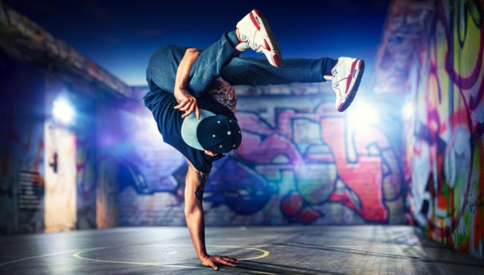 Civica Scuola, ora è tempo di breakdance