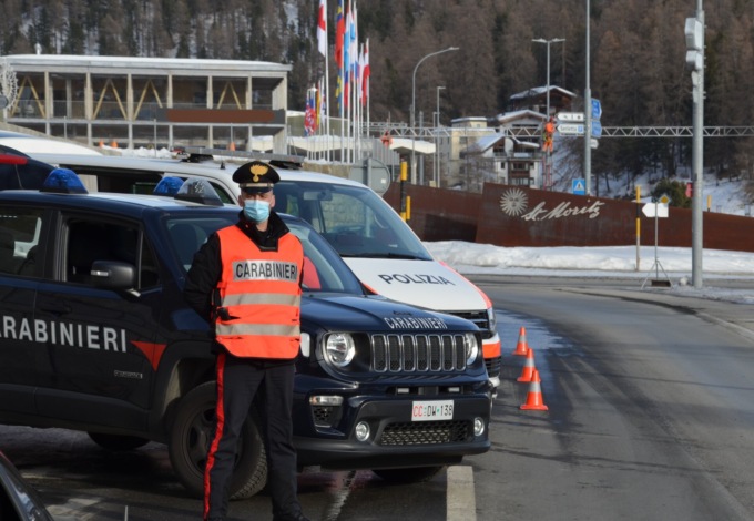Arma dei Carabinieri e Polizia Cantonale dei Grigioni avviano i pattugliamenti misti italo-svizzeri