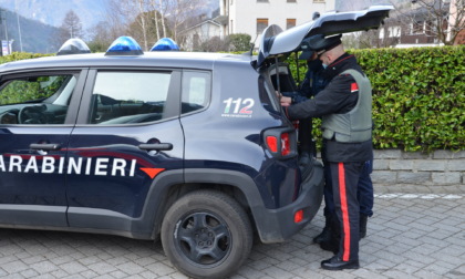 Con la droga in auto, in sette nei guai