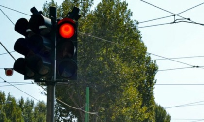 Arrivano i semafori intelligenti: meno traffico e più sicurezza